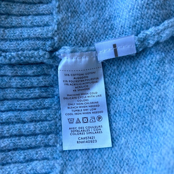 LOFT aqua color pullover sweater with front pockets. Size Large - Picture 3 of 3